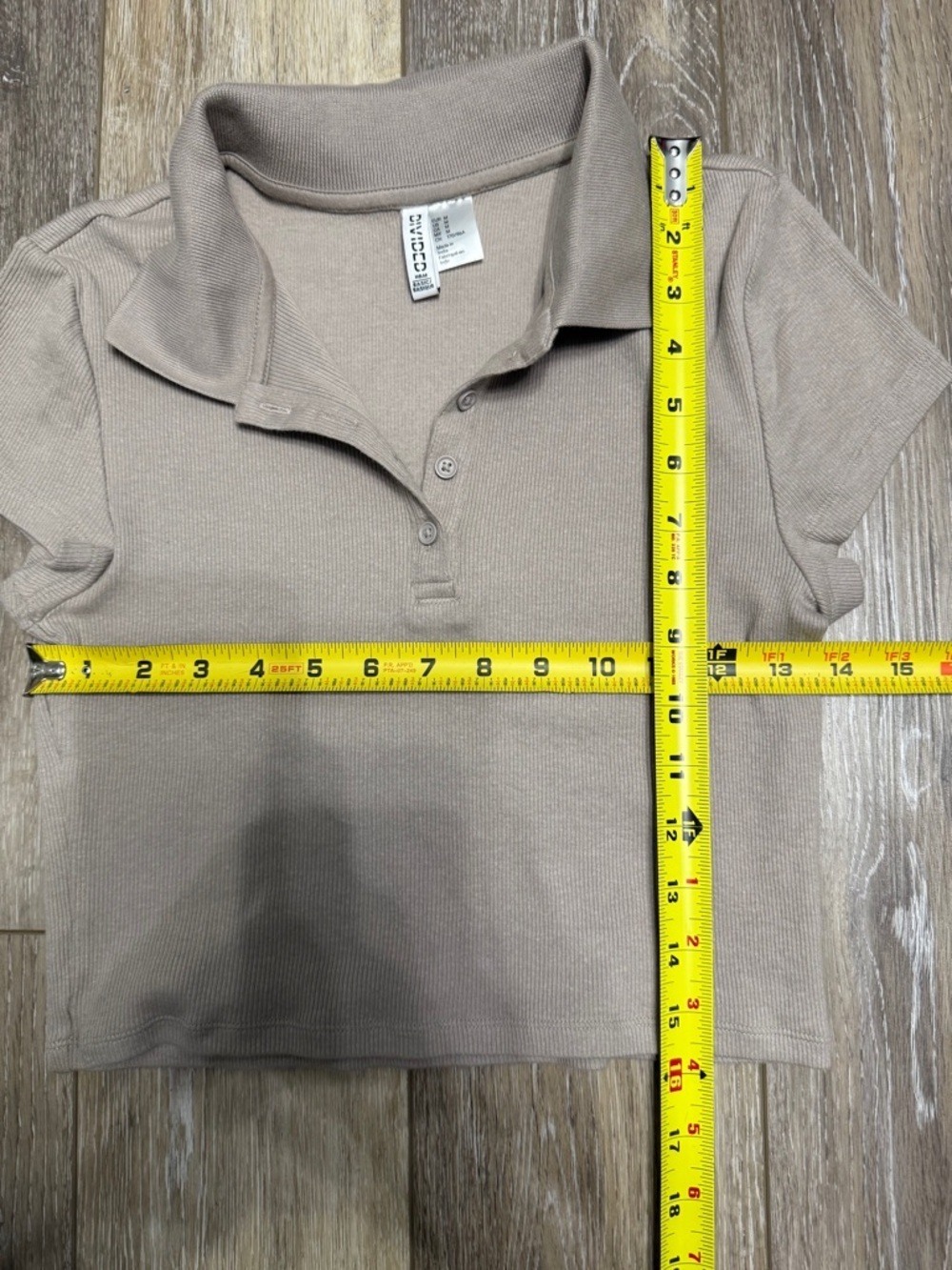 #16)  Divided Light Beige Ribbed Cropped Polo - Picture 3 of 4